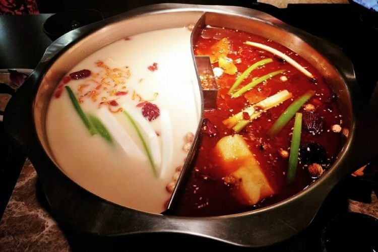 麻辣鍋 鴛鴦鍋 林口美食 新北植牙 麻辣鍋 鴛鴦鍋 林口美食 新北植牙